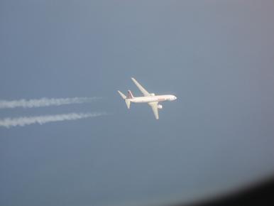 Overtaking another plane